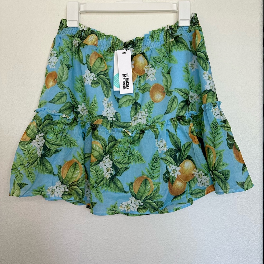 NWT BB Dakota by Steve Madden skirt.